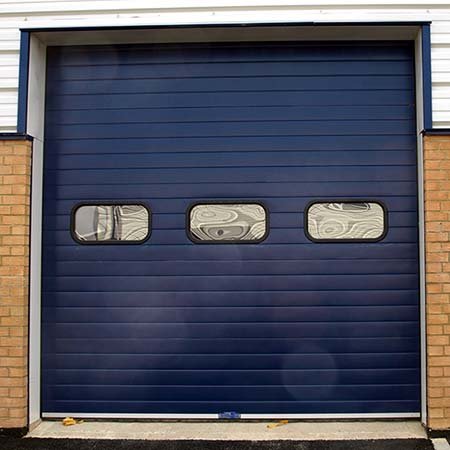 Sectional overhead door